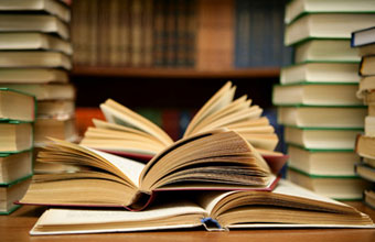 Biblioteca Municipal Dr. Almeida Magalhães - Foto 1